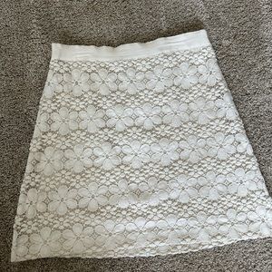 Loft white flower lace skirt work wear midi size 8 cream and white